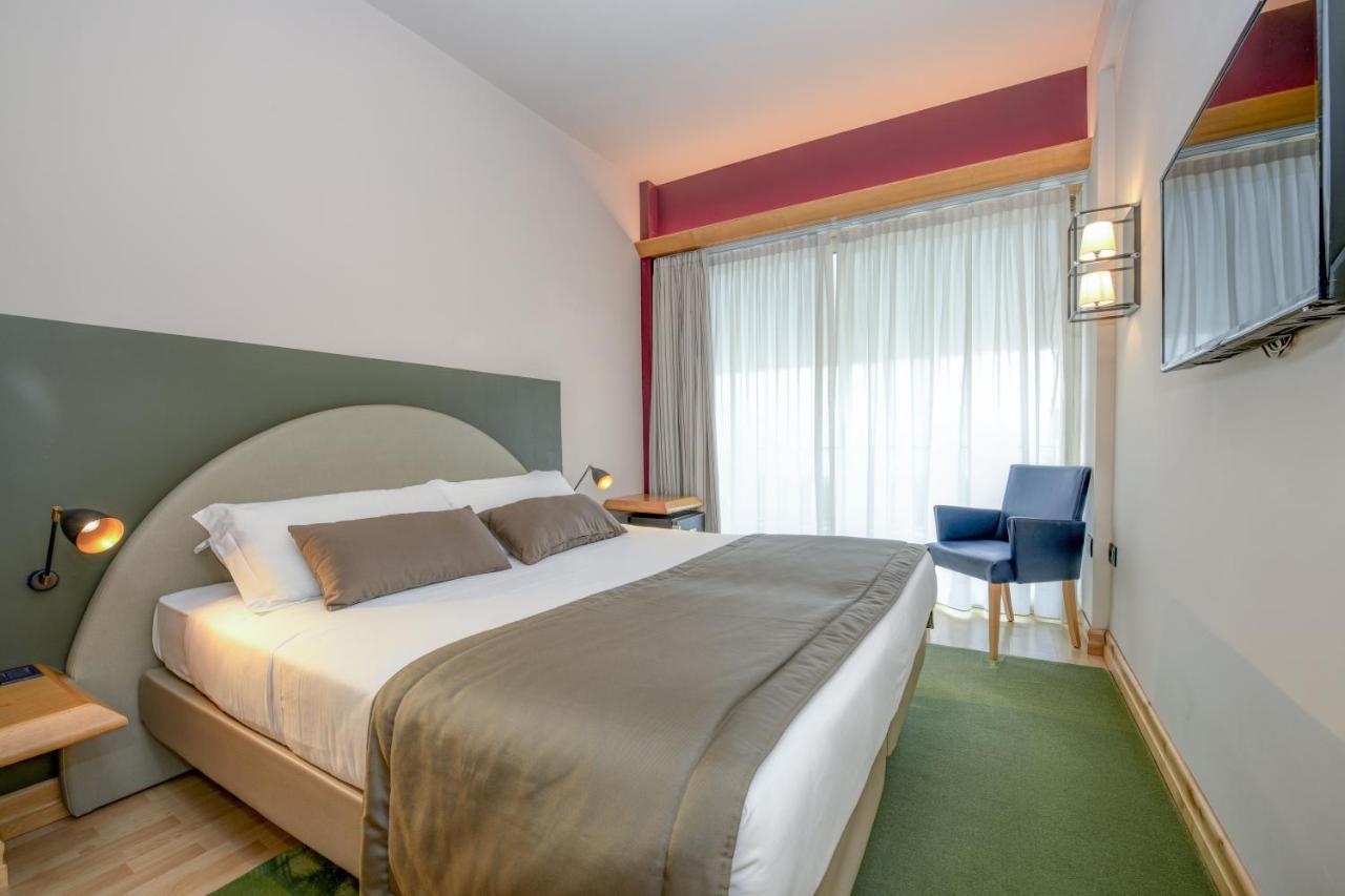 Hotel City Desenzano del Garda Esterno foto