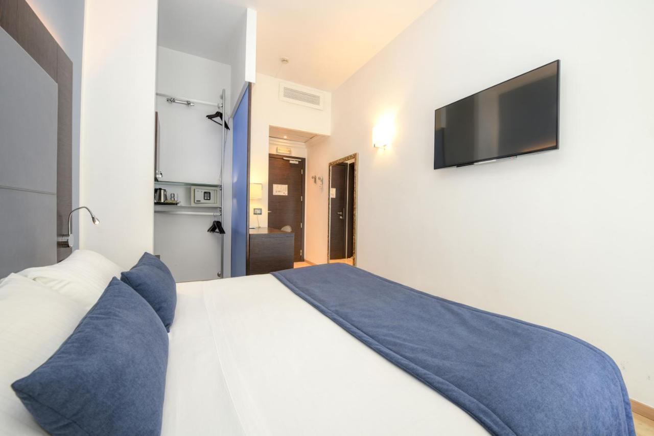 Hotel City Desenzano del Garda Esterno foto