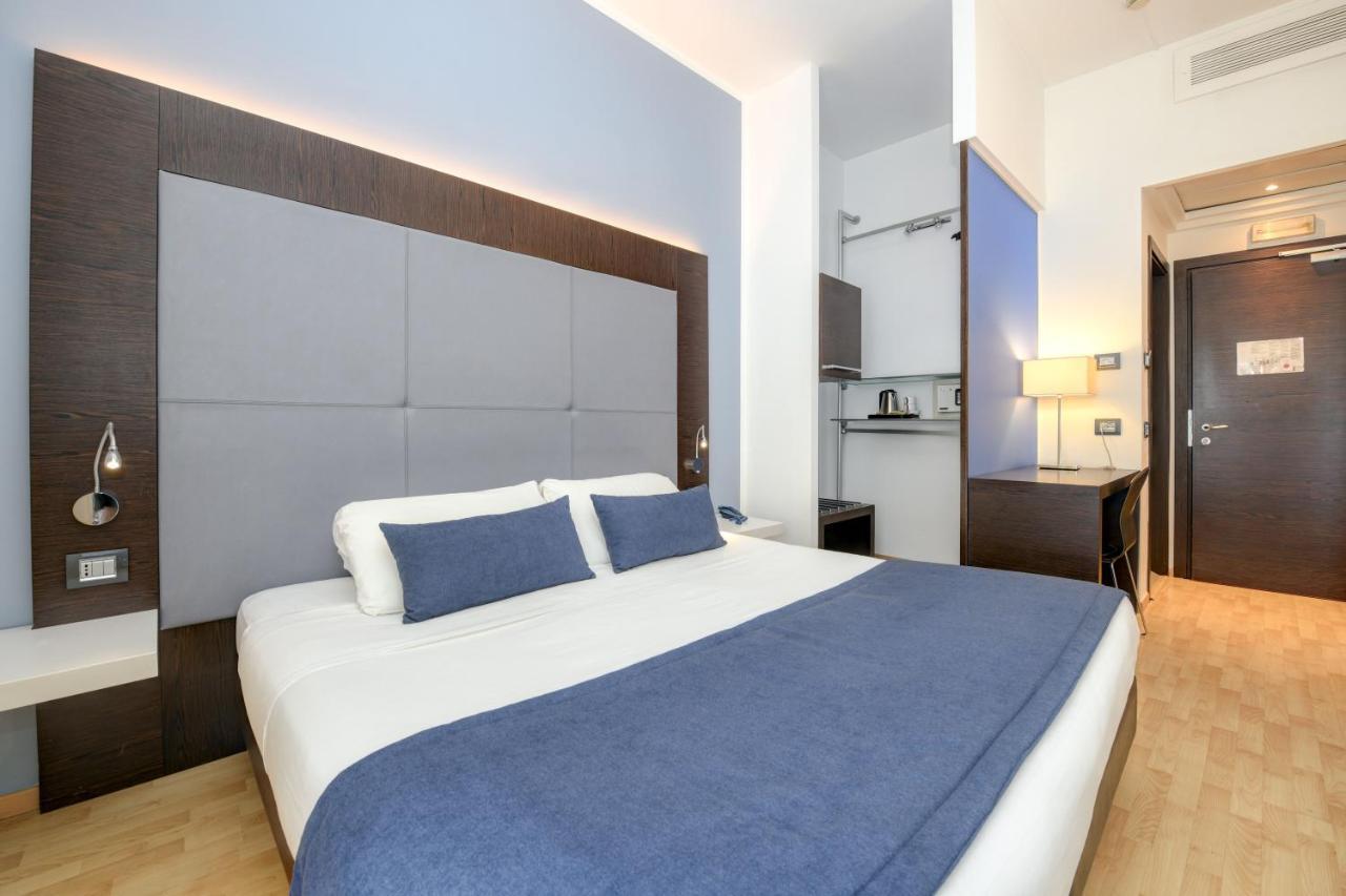 Hotel City Desenzano del Garda Esterno foto