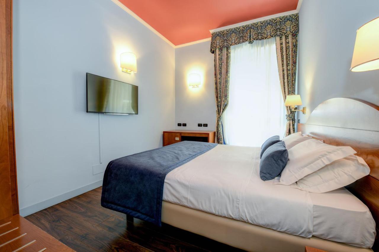 Hotel City Desenzano del Garda Esterno foto